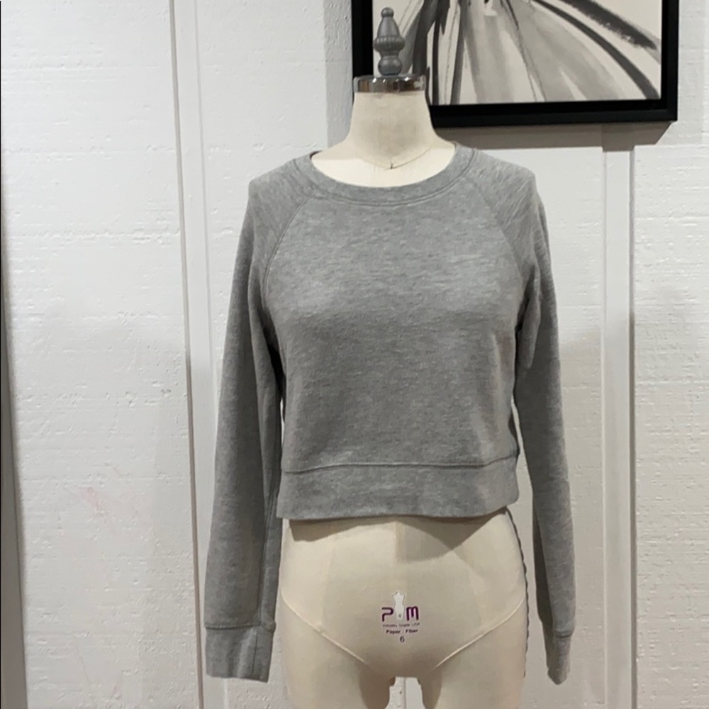 Forever 21 grey sweatshirt